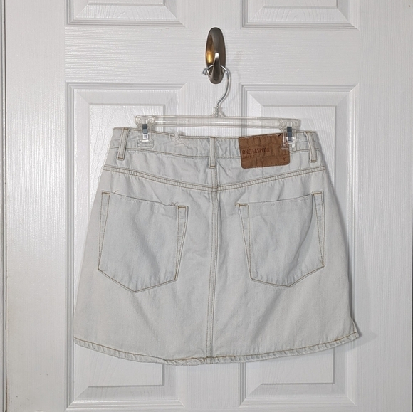 One Teaspoon Brando 2020 Button Fly Lightly Distressed Light Denim Mini Skirt - Picture 5 of 8